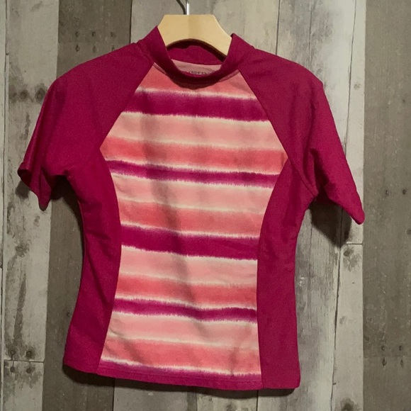 Lands’ End Short Sleeve Pink Stripe Rashguard 7/8 - Picture 1 of 6